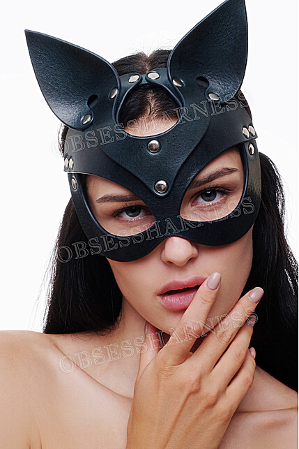 Sexy leather cat mask