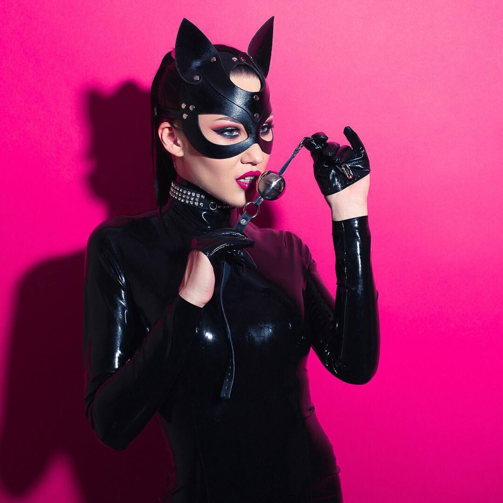 Black leather cat mask 3