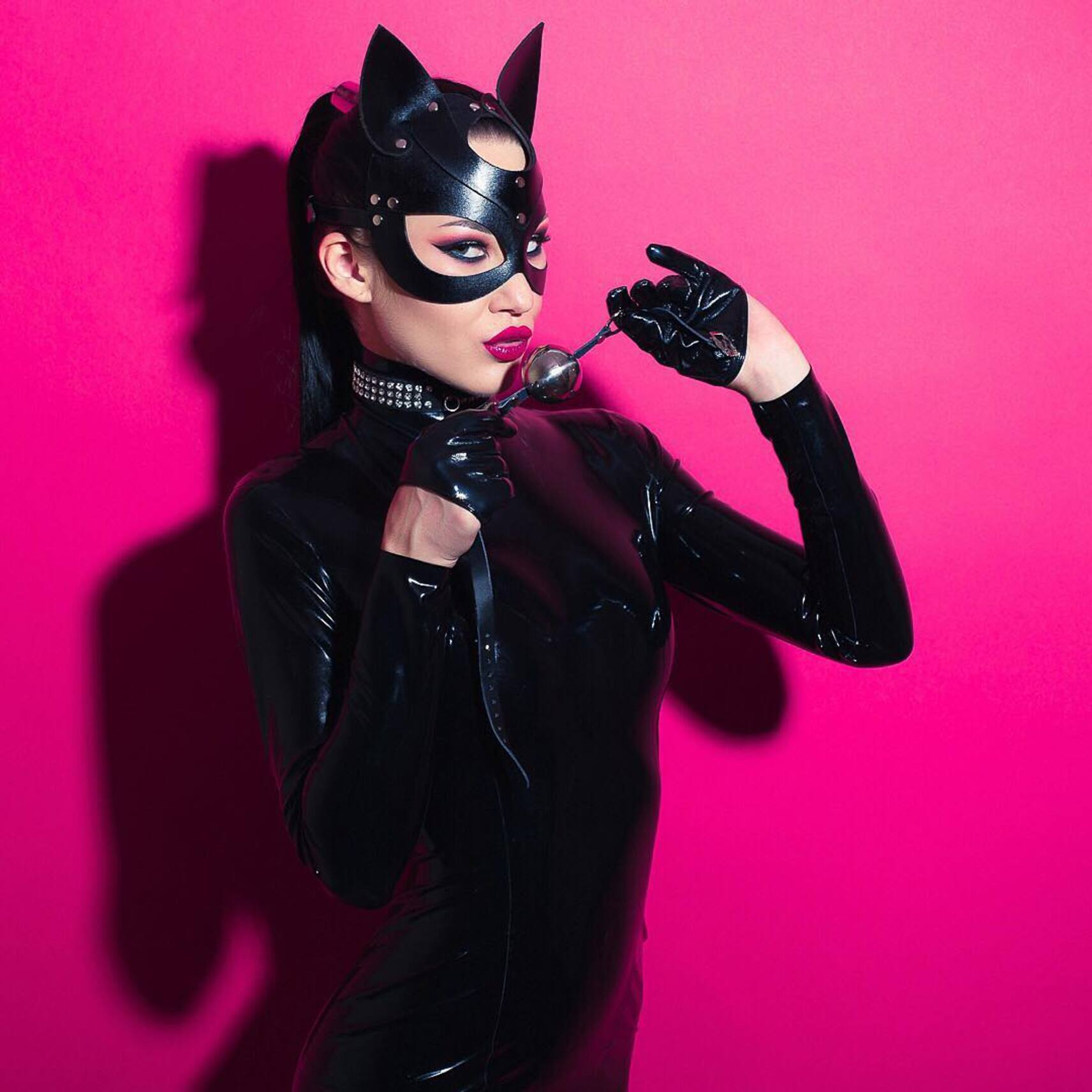 Black leather cat mask 4