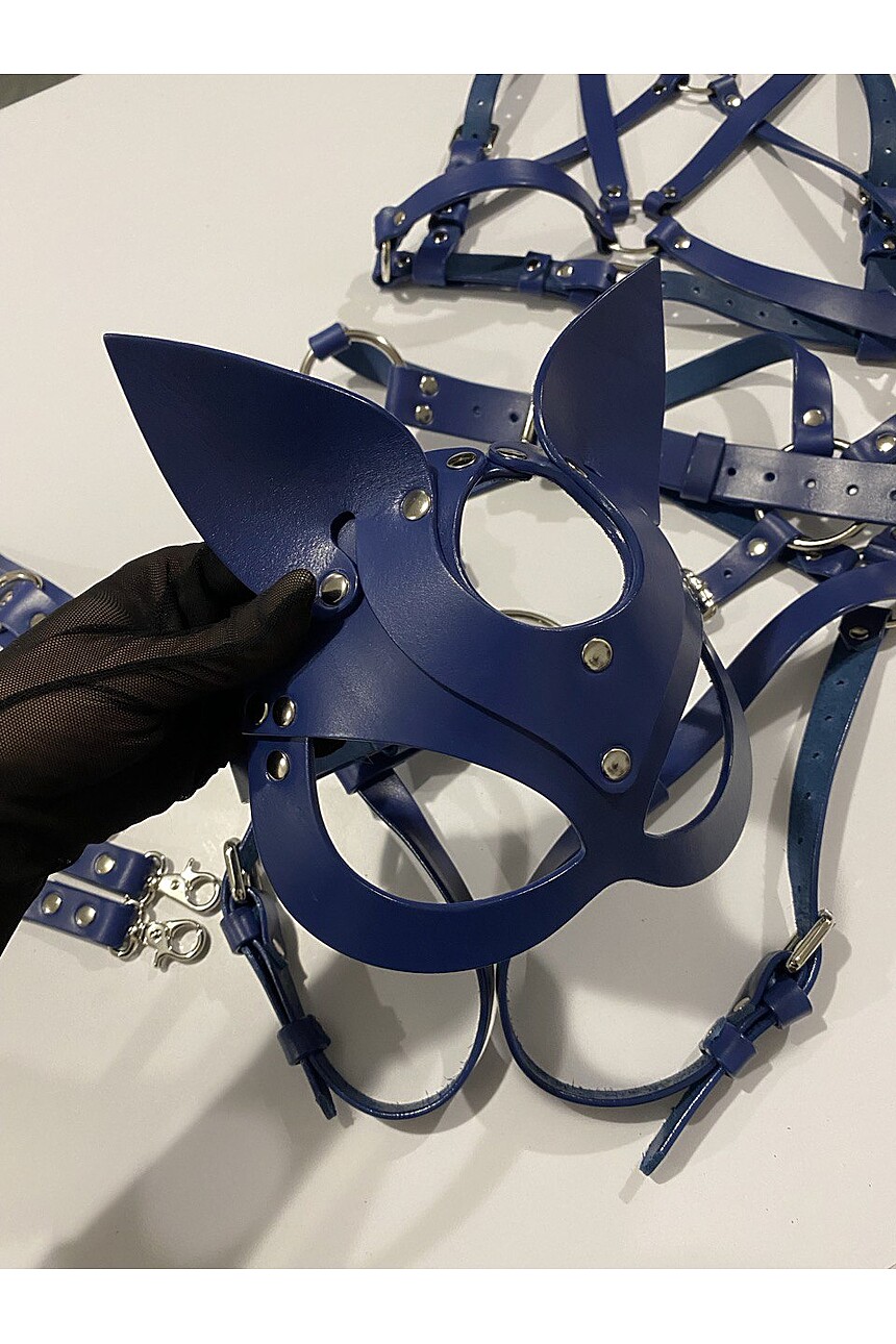 Catwoman mask - Obsessharness